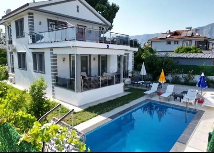 Deniz Кейджегиз